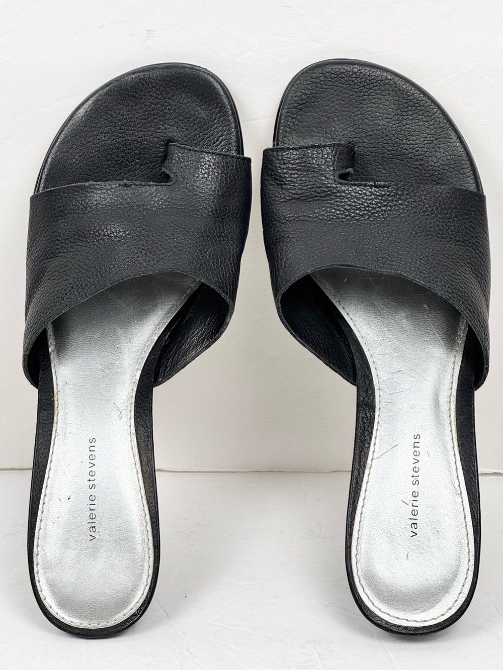 Valerie Stevens Black Leather Toe Loop Slide Sandals 7.5 (EU 38) - Picture 16 of 16